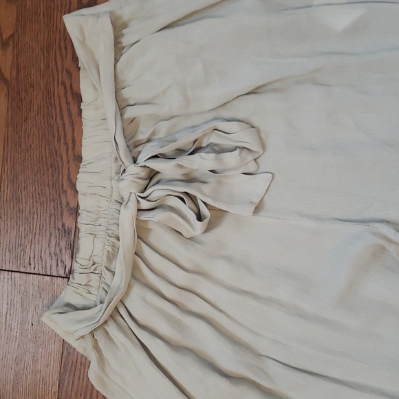 Nekane Wide Leg Pants - Picture 9 of 16